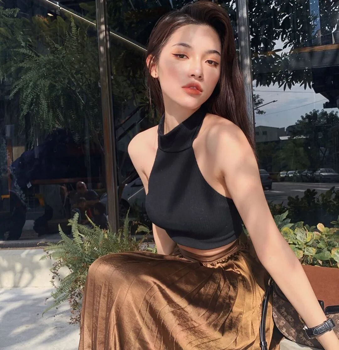 【美女】辣台妹来了，这对尤物双胞胎的“偷心穿搭”火爆ins，大胸翘臀电晕网友！（组图） - 36