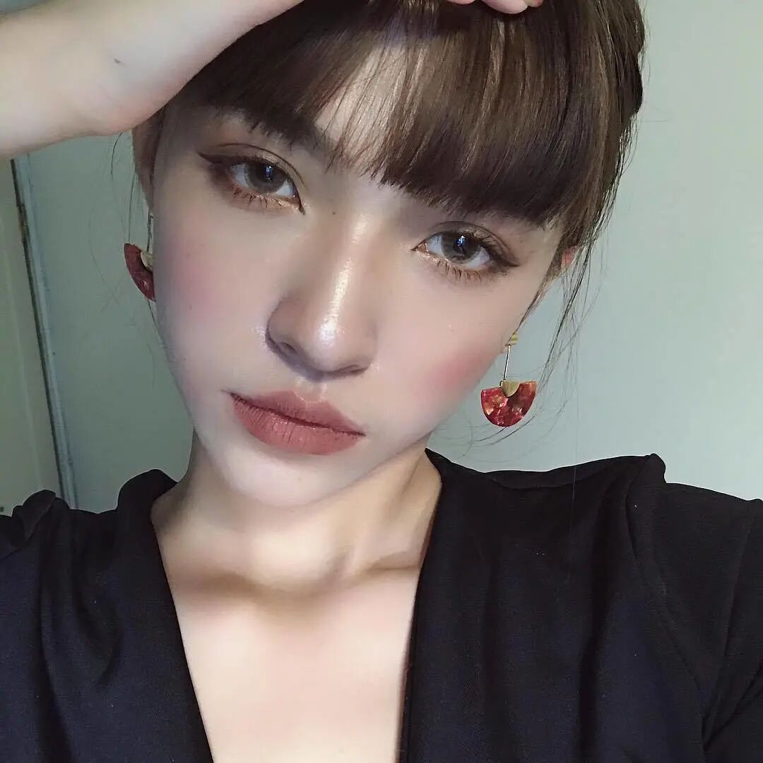 【美女】辣台妹来了，这对尤物双胞胎的“偷心穿搭”火爆ins，大胸翘臀电晕网友！（组图） - 18