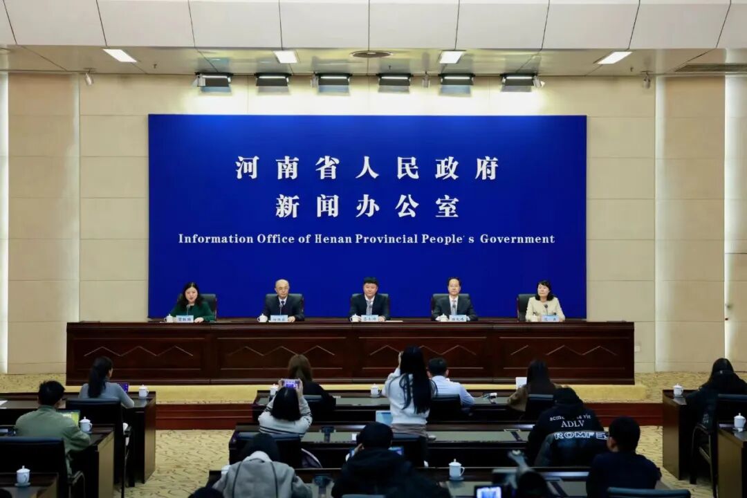 党组成员,副厅长蔡令帅出席省政府新闻发布会并作主发布-河南省财政厅