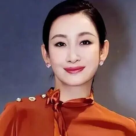 秦海璐私下爱吃瓜?陈小春格局大有钱大家一起赚?内地演唱会不批给非专业人?徐良演唱会爆了?