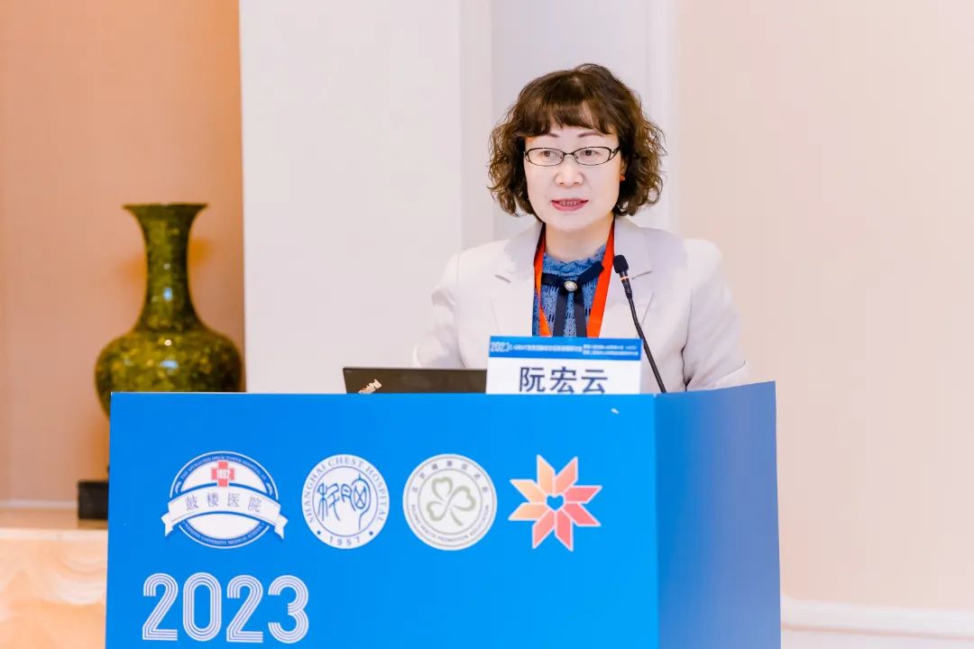 汇聚专业医学学术知识,提供线上线下整体解决方案