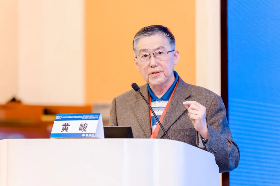 汇聚专业医学学术知识,提供线上线下整体解决方案
