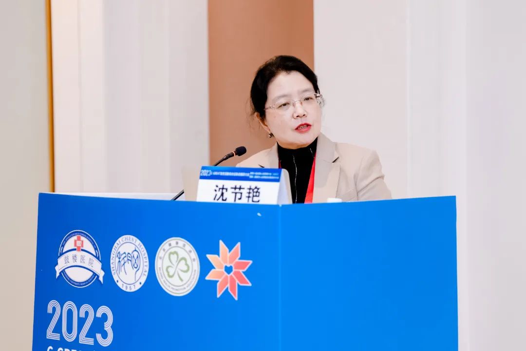 汇聚专业医学学术知识,提供线上线下整体解决方案