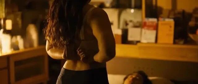 杀杀杀杀杀杀！这么生猛的剧，很久没见过了