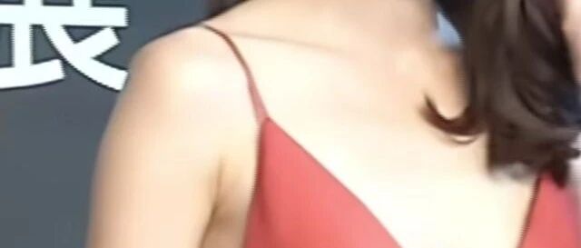 白歆惠活动现场,大气的脸配上完美身材,真的绝美