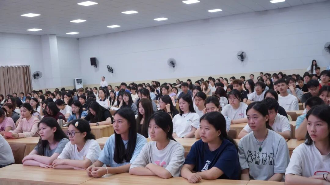 8833ea988e8ddb27c849b2a2382d5e2c.jpg