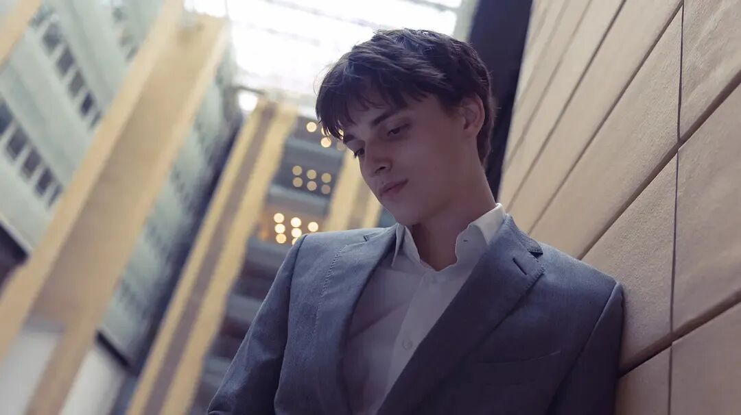 人性最可怕的是与你一起发过誓的“兄弟”！HBO新上精品犯罪剧《银行恶棍》，爽到停不下来！