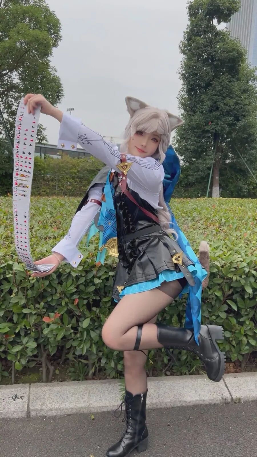 原神cos:心海穿裙子太漂亮了!琳妮特顶级黑丝,娜维娅优雅极了!