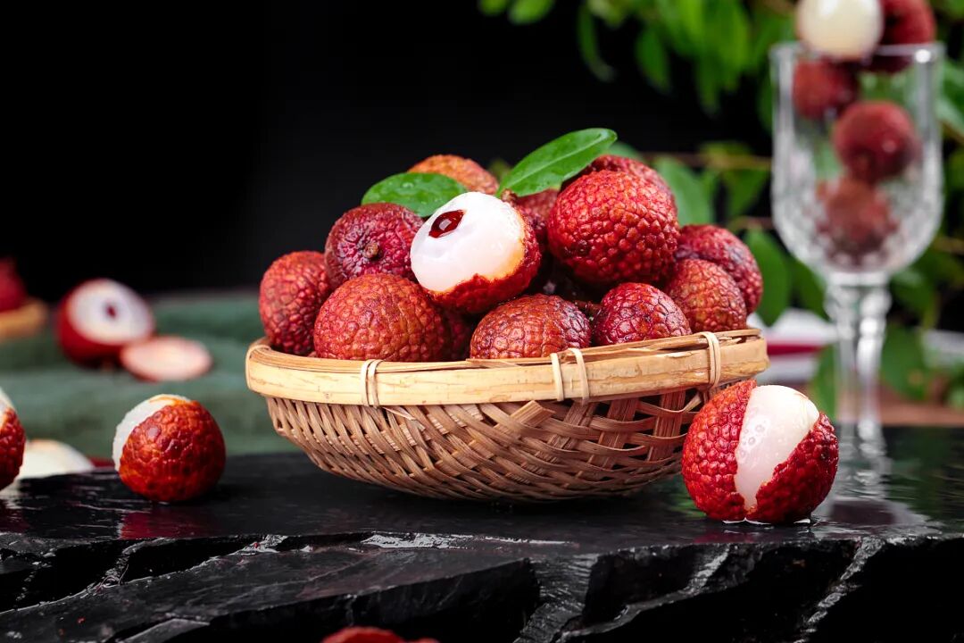 一颗荔枝三把火，白癜风患者能吃荔枝吗？