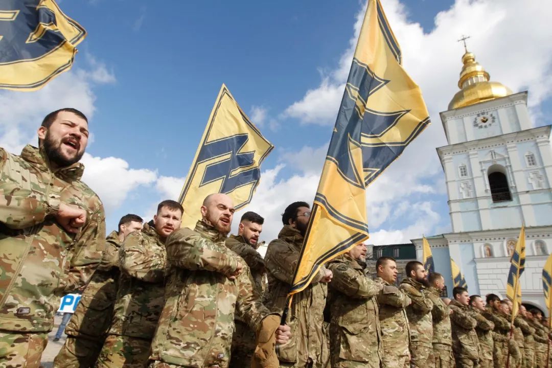 乌克兰为何会催生出新纳粹组织亚速营? 
