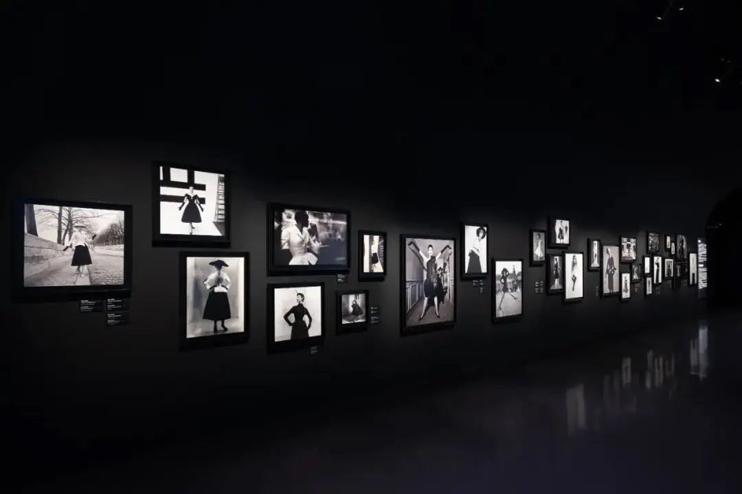 最頭條 | 「克裡斯汀·Dior：夢之設計師」展： 不僅僅是一場感官美夢 時尚 第10張