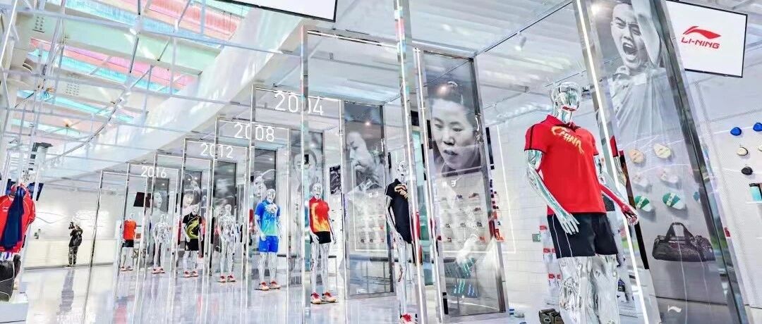 最头条｜中国体育上市公司市值首破万亿元，港股老牌运动鞋服企业迎来高光时刻