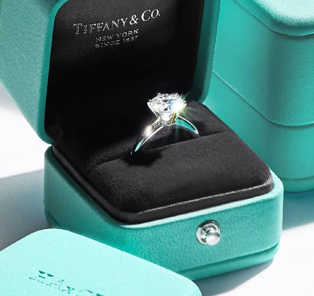 最頭條 | 162億美元珠寶史最貴收購案！41年增長159倍的Tiffany被LVMH收入囊中！ 時尚 第10張