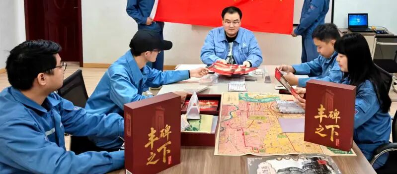 剧本杀！二部横一班团支部开启《丰碑之下》