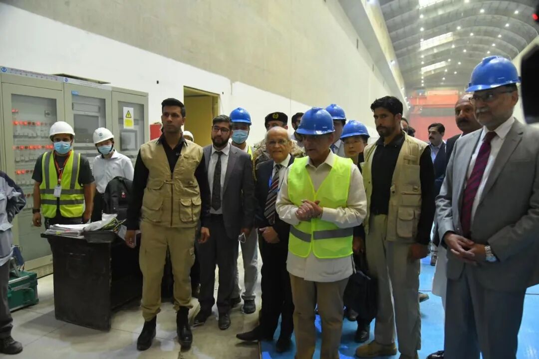 20210228153042_15882