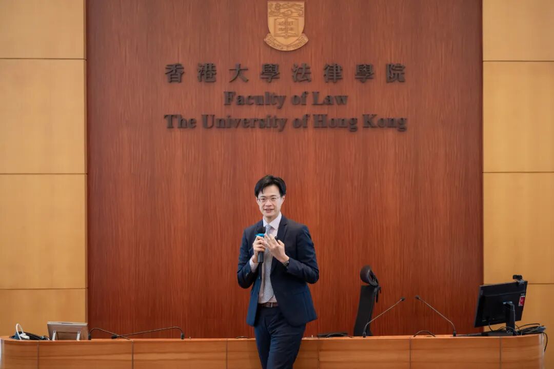 黎逸轩,一位「非典型」香港大律师