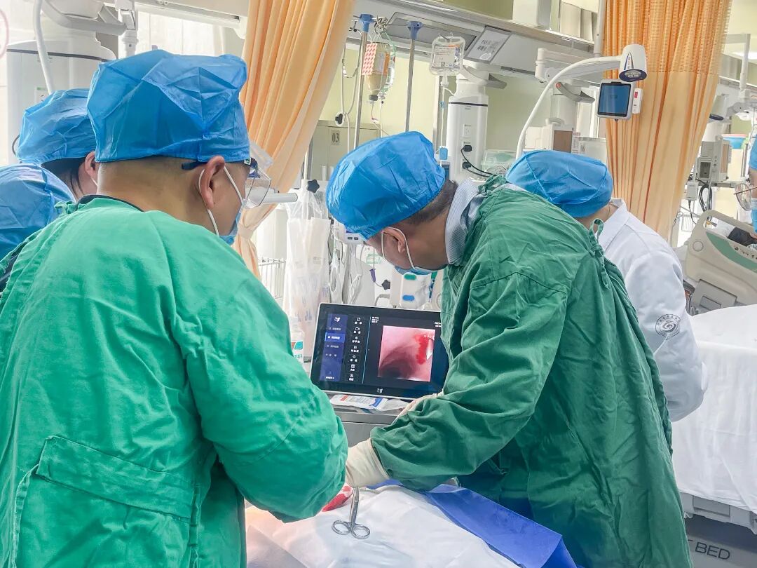 纤支镜什么品牌好一科一技一品牌 ｜ 重症医学科：纤支镜直视下经皮牛角扩张气管切开术_https://www.jmylbn.com_新闻资讯_第13张