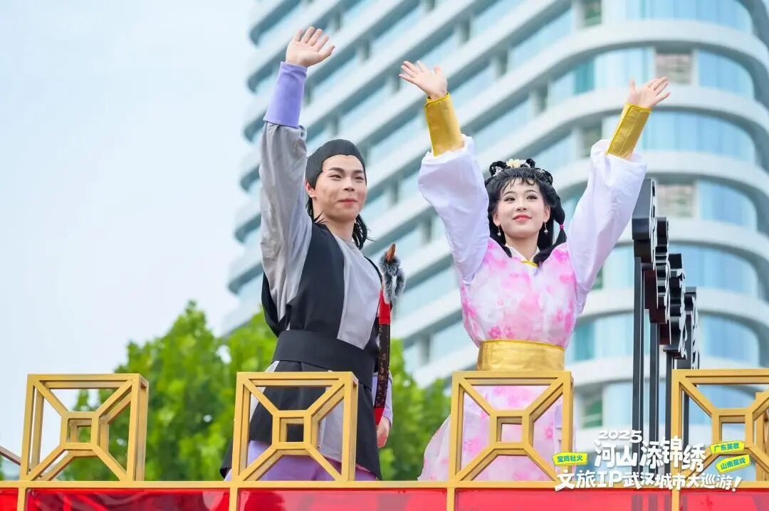 襄阳文旅全网征最帅靖哥哥,“郭靖”被嘲丑，襄阳全网寻找最帅“靖哥哥”