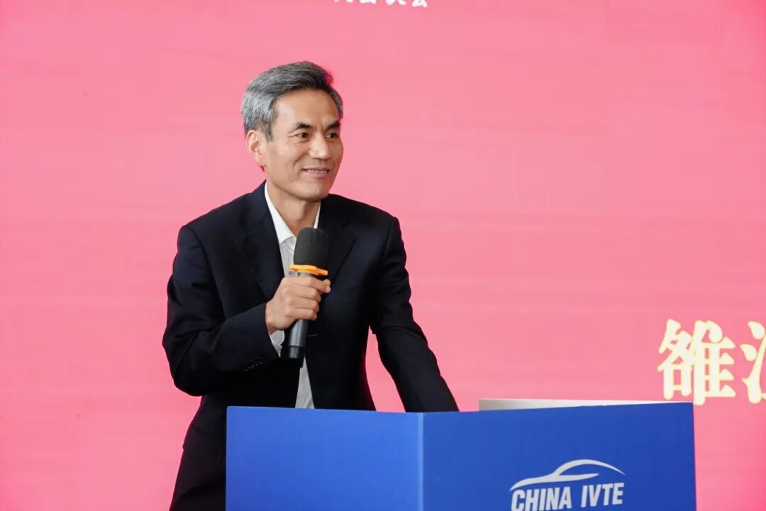 雒江涛.JPG