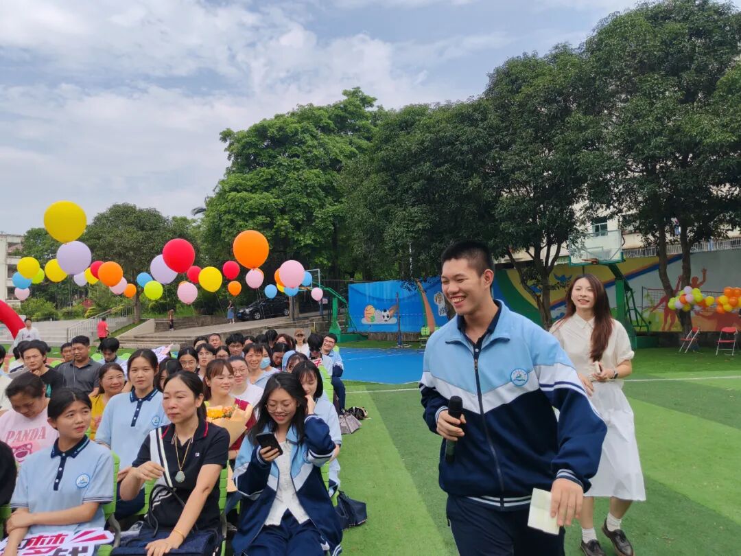 十八而志,大任始承——福清东张中学2024届高三成人礼活动