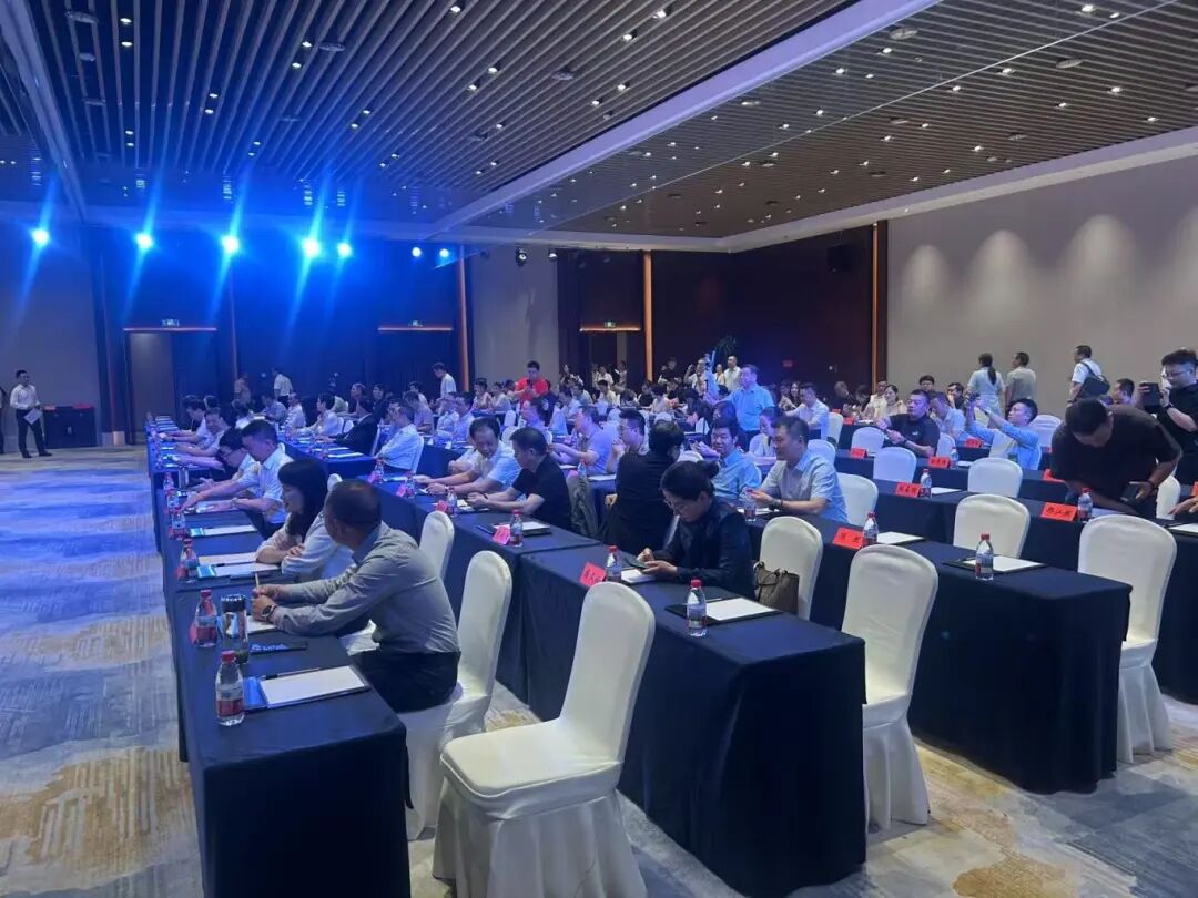 同心聚力，筑梦远航 | 瑞好集团参与中国家具协会办公商用家具专业委员会成立大会