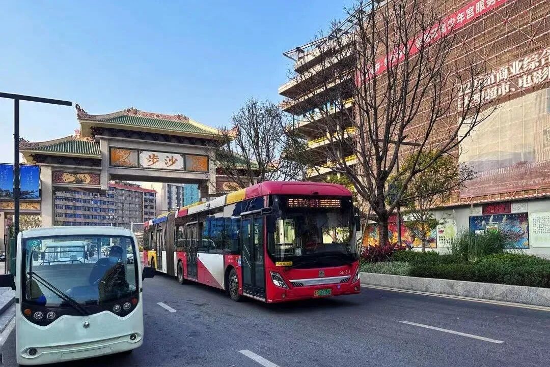 5月卖爆，万科黄埔新城本周六紧急加推！