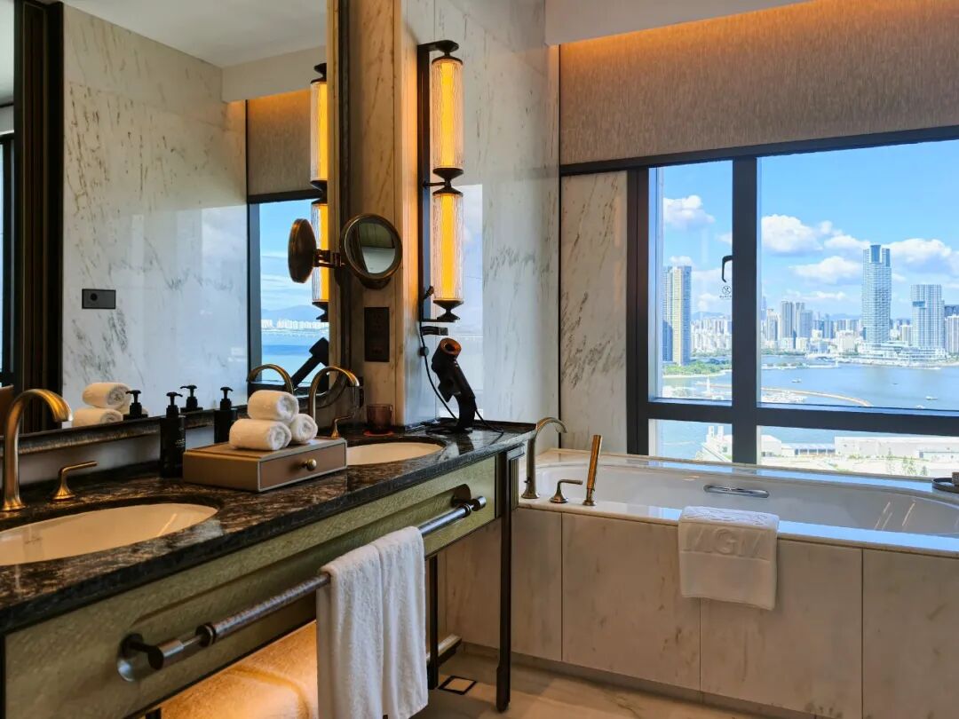 深圳太子湾美高梅酒店3699元住2晚天际海景房含三餐下午茶
