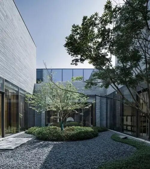 国庆济南太原飞新疆奇台200元起 锦江海外酒店5折南通森迪周末不加价