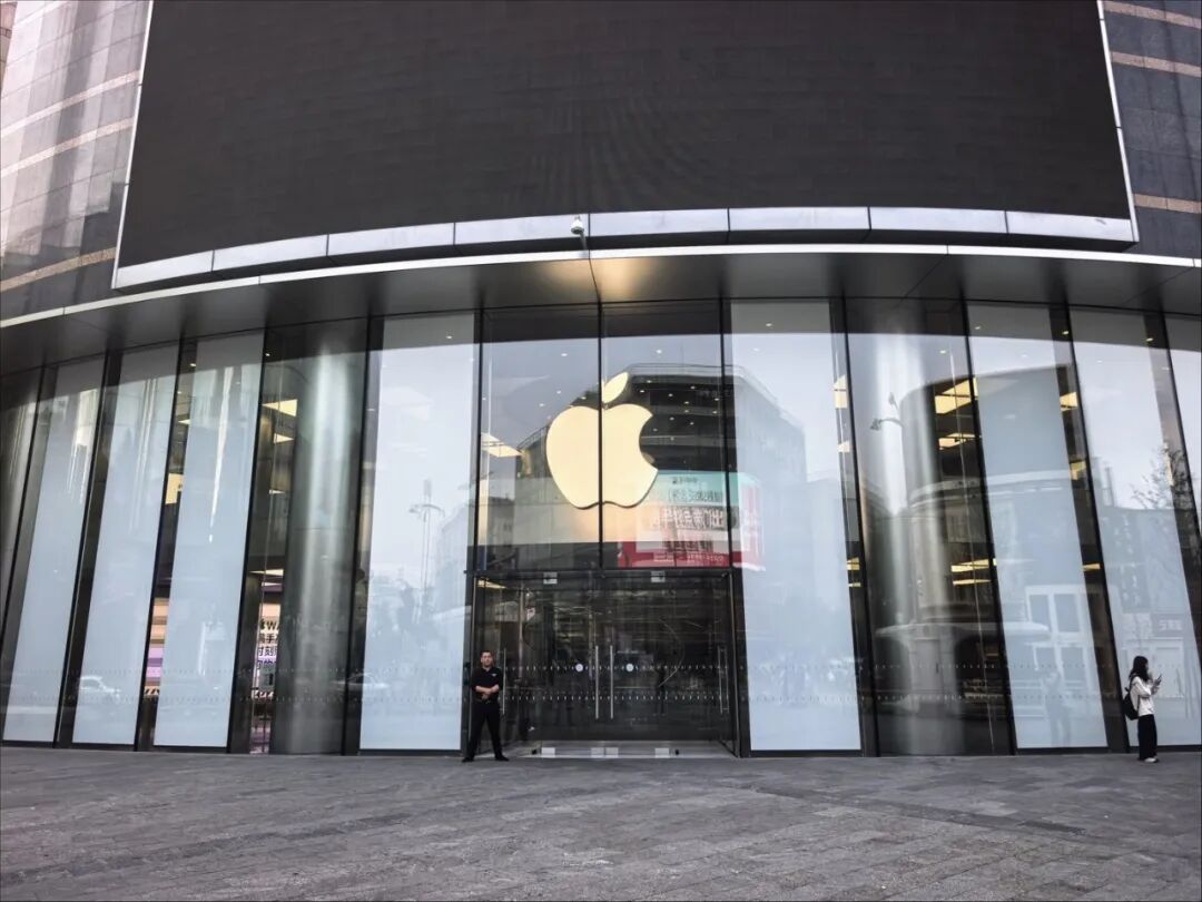 Apple Store王府井店，作者拍摄