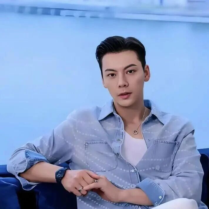 陈伟霆、钟楚曦七年后再合作,这次不演甜宠,演一段让人脊背发凉的&ldquo;完美&rdquo;爱情