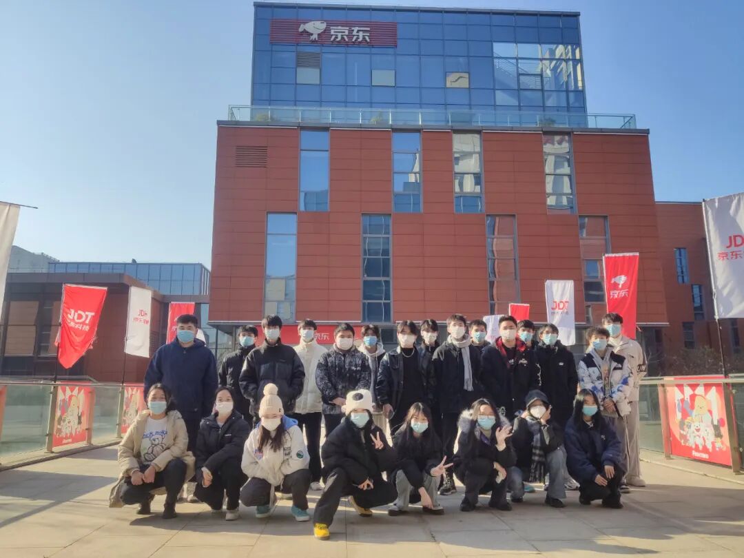 计算机应用与维修专业:拥抱现代信息科技,成就精彩美好人生