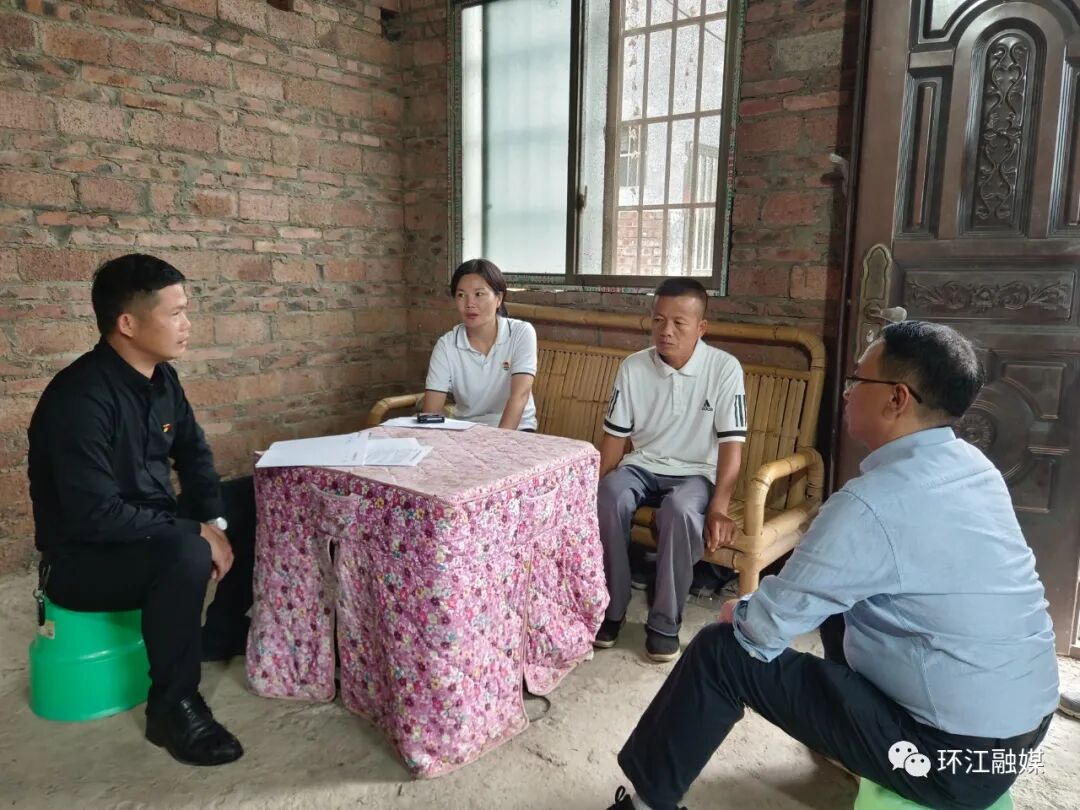 67县长毛华慧到龙岩乡督导耕地和永久基本农田非耕化整治工作