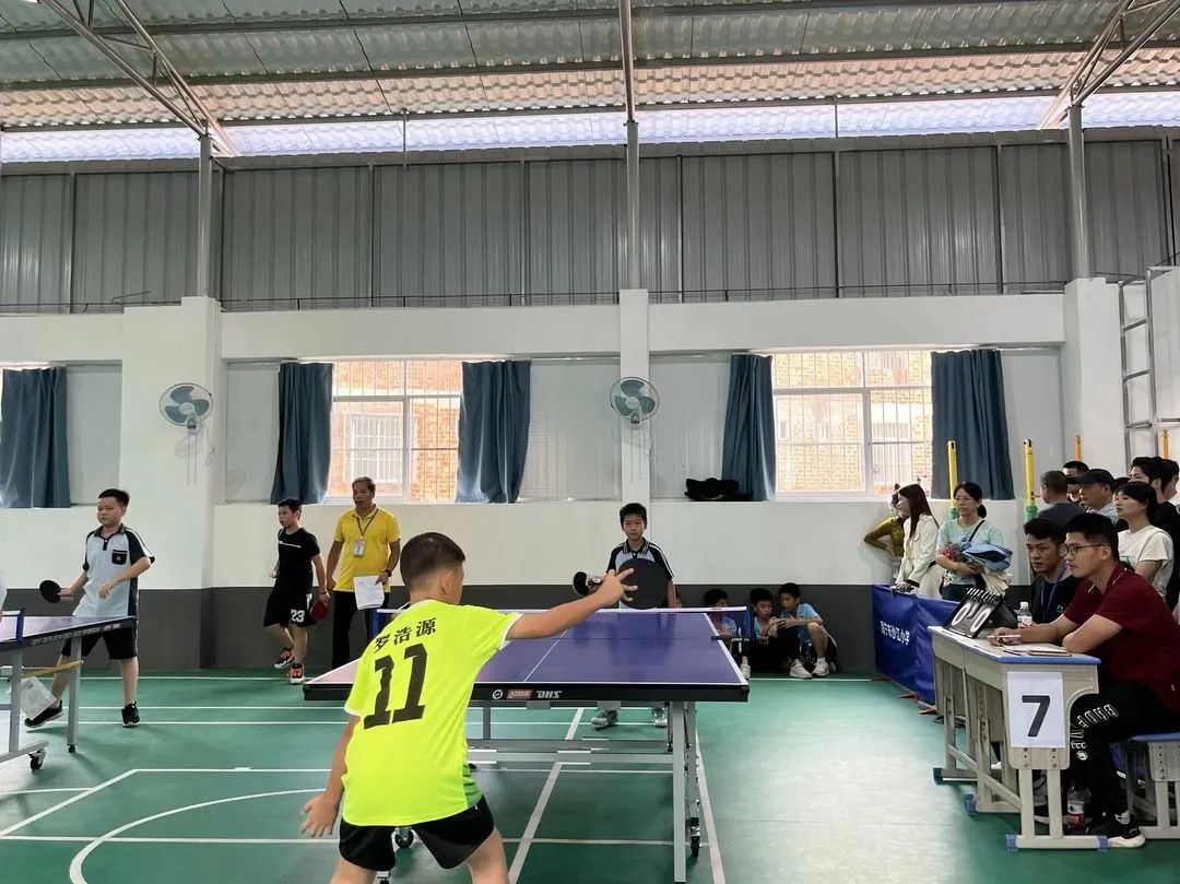 届中小学生乒乓球比赛在沙江小学举行