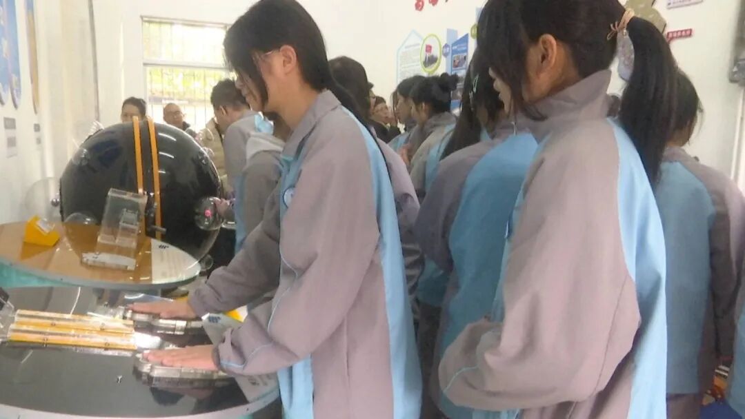 合浦县电力科技教育基地正式投入使用