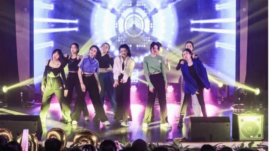 2 杭州第四中学国际部2026年招生简章发布6.jpg