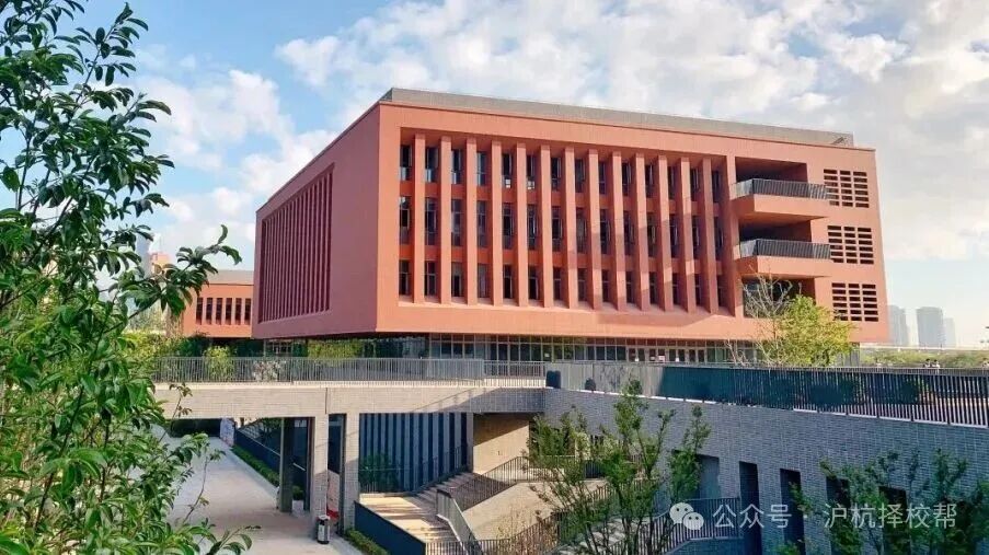 1 杭二中国际部  钱江国际少年研究员计划3.jpg