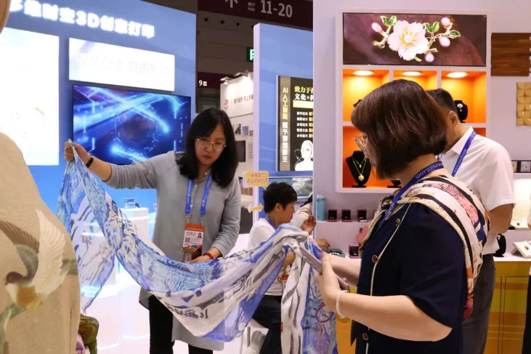 口罩等创意设计产品连续三次在中国(深圳)国际文化产业博览交易会中