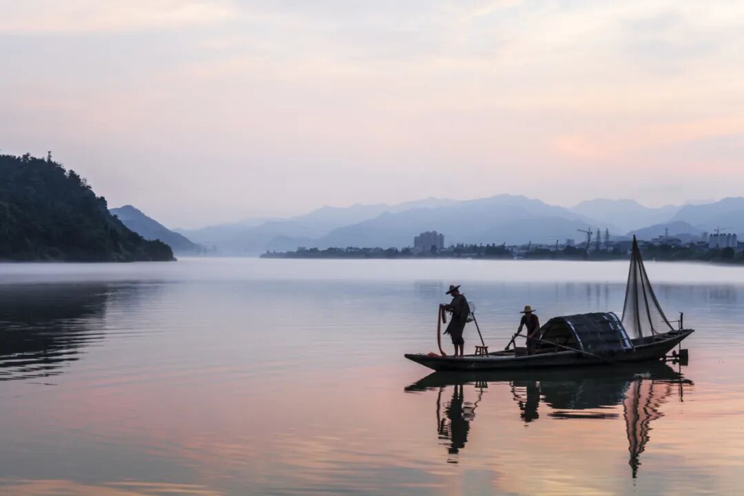 建德山水以奇绝著称,而其灵魂,莫过于雾.