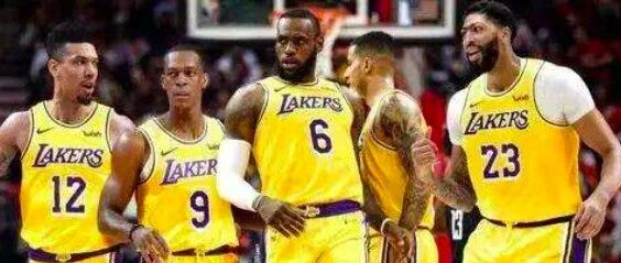 热火2米08巨人霸气官宣：0-2湖人不是绝境，我已准备好复出