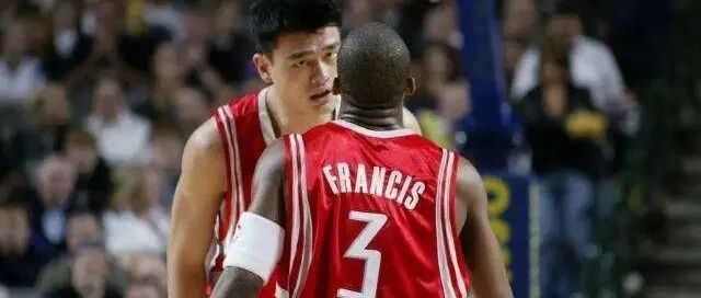 弗朗西斯当年对姚明到底有多好？