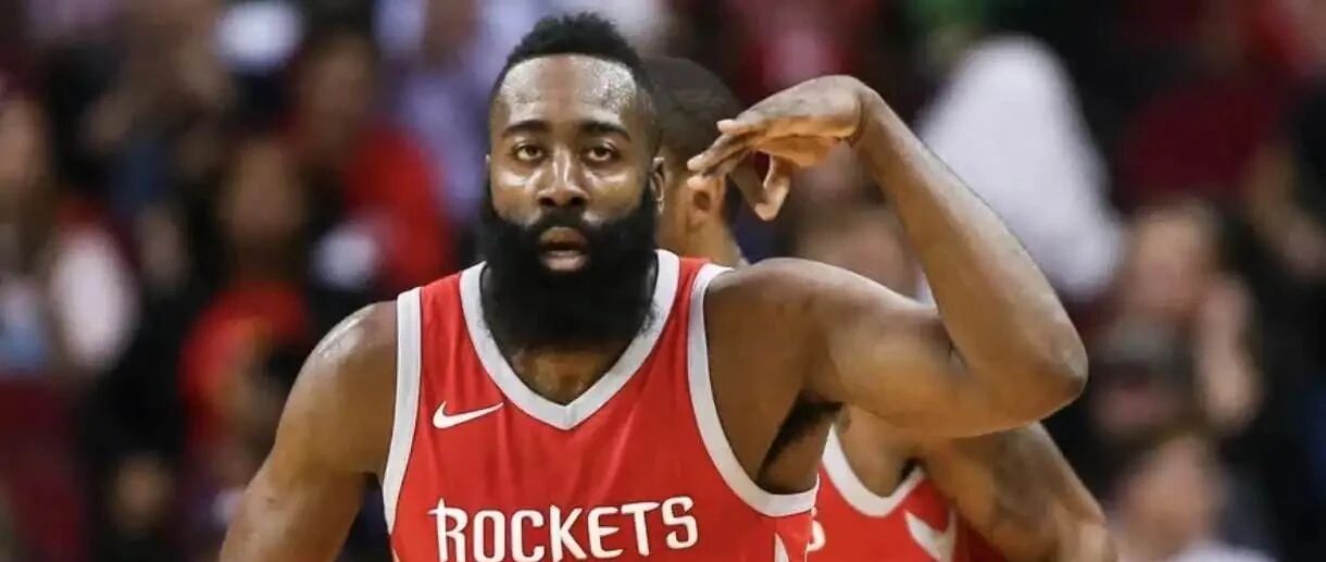 哈登计划离开火箭，知情人爆料，哈登正在找球星组队，有可能离队