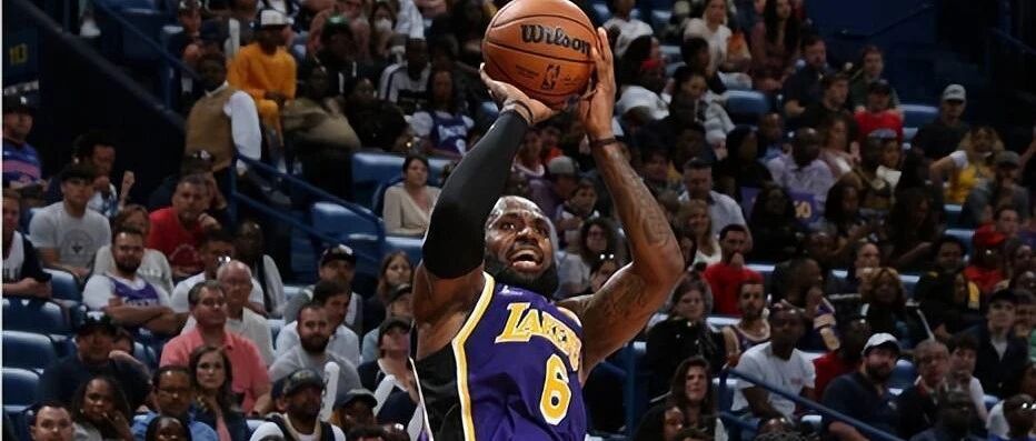 耻辱之战！湖人球迷怒了，P图恶搞主帅，沃格尔：我们时间不多了