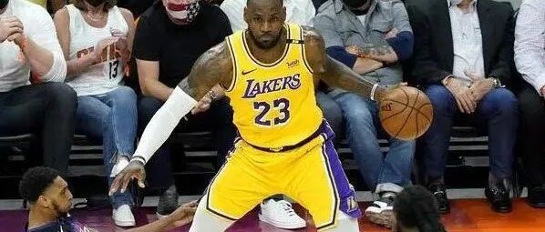 去年总冠军，今年一轮游，历史上还有比湖人更惨的卫冕冠军吗？