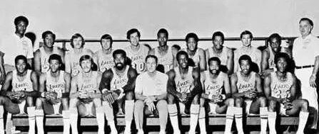 不敢想的事：如果某支NBA球队飞机失事全军覆没，那怎么办？