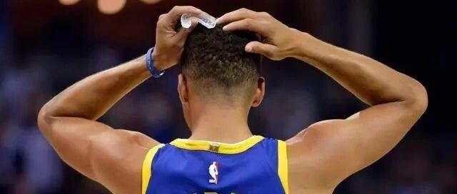 库里克星？库里面对他时场均只得15分，三分球命中率29.2%