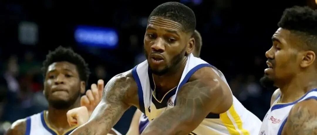 恭喜，转正第一人！三分命中率高达50%的他，真不愧是勇士出品呀！