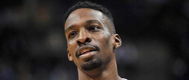 12投8中砍下22分，火箭队捡到宝了，很难相信之前竟然没人要