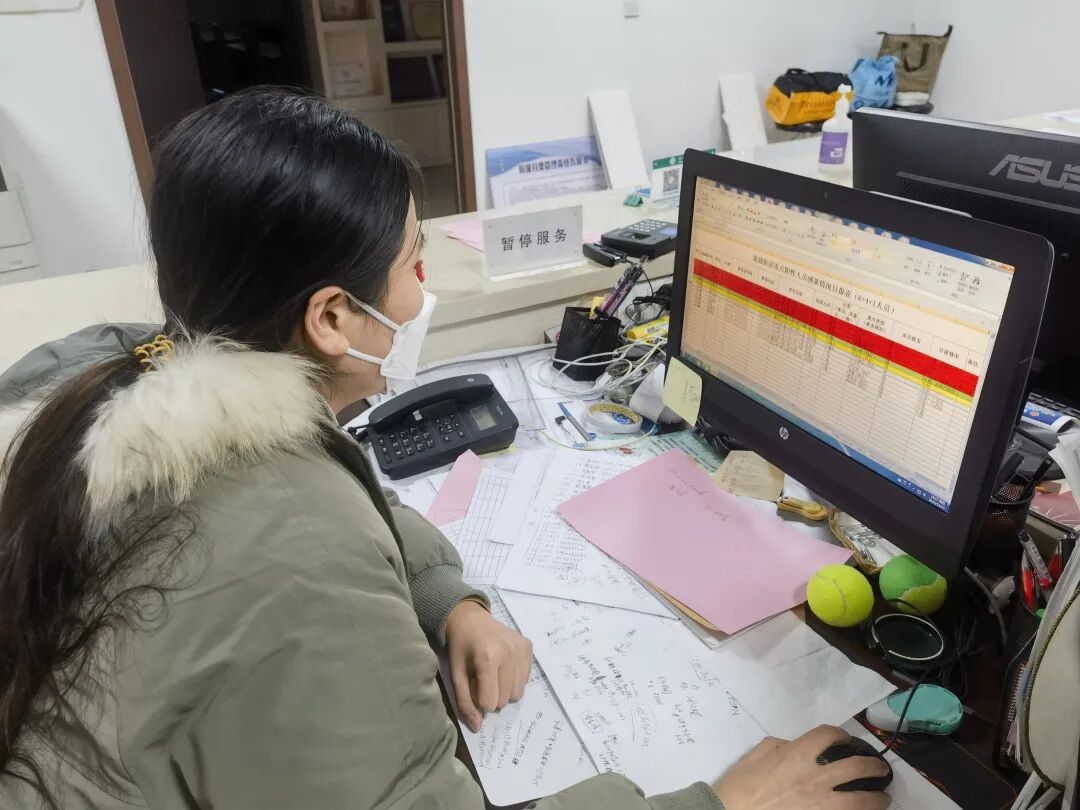 包含中國中醫科學院眼科醫院黃牛票販子，掛號號販子-的詞條
