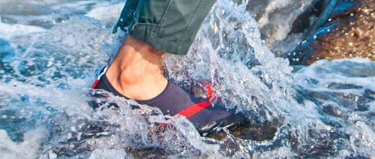 拥有裸足般的舒适感，去海边拍照、度假一定要带上它，陪你乘风破浪！