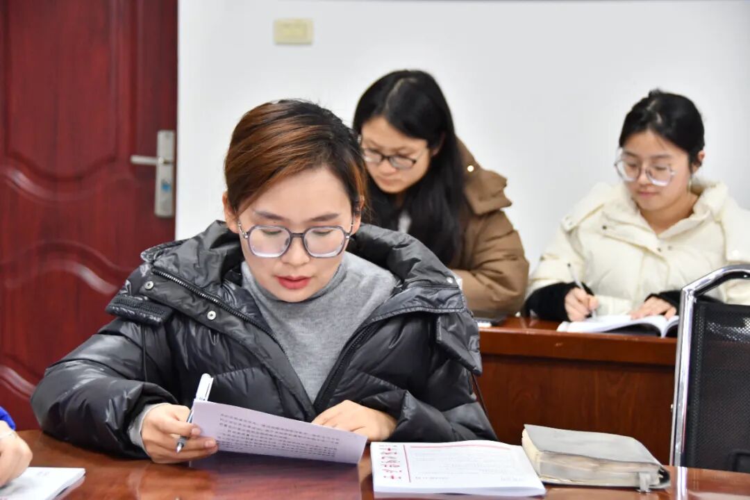 网络买球,9001Z金沙,糖果派对党委理论学习中心组开展集体学习